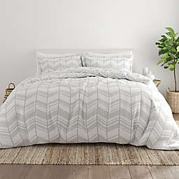 Luxury Inn Home Collection Chevron Patterned 2-Piece Duvet Cover Set in Light Grey
