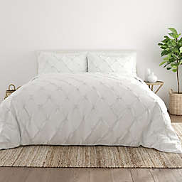 Home Collection Pinch Pleat 2-Piece Twin/Twin XL Duvet Cover Set in White