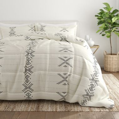 Home Collection Urban Stitch 3-Piece Comforter Set. View a larger version of this product image.