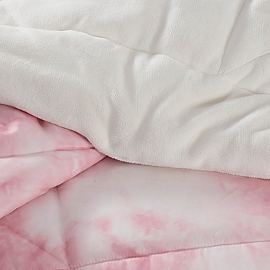 UGG&reg; Corey 3-Piece Reversible Full/Queen Comforter Set in Pink Tie Dye. View a larger version of this product image.