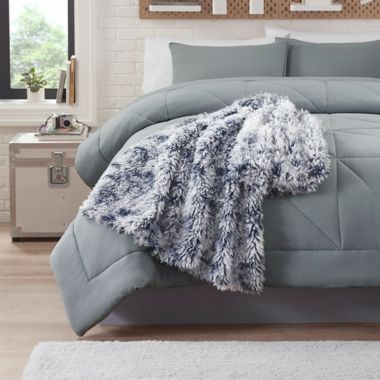 UGG&reg; Castlerock Throw Blanket in Ocean. View a larger version of this product image.