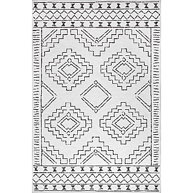 nuLOOM Noa Machine Washable Tribal Rug in White. View a larger version of this product image.
