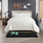Alternate image 6 for UGG&reg; Corey 3-Piece Reversible Full/Queen Comforter Set in Snow