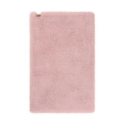 UGG&reg; Aussie 2&#39;3&quot; X 3&#39;8&quot; Faux Fur Area Rug in Rosewater