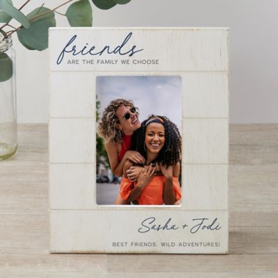 holds 4x6 inch picture Forever friends pewter photo frame with engravable space 