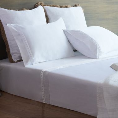Everhome&trade; Egyptian Cotton Cane Embroidered 700-Thread-Count Twin XL Flat Sheet in White. View a larger version of this product image.