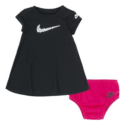 Nike&reg; Sport 2-Piece Daisy T-Shirt Dress and Diaper Cover in Black/Pink