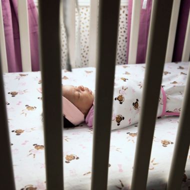 Little Muffincakes&trade; Size 0-3M Zhara Easy-Wrap Baby Swaddle in Pink. View a larger version of this product image.