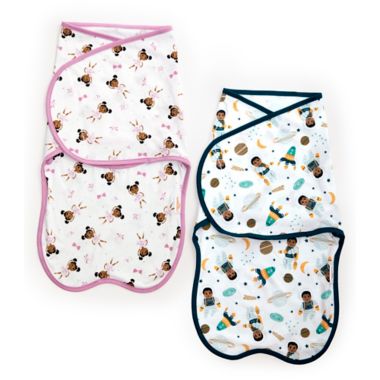 Little Muffincakes&trade; Size 0-3M Zhara Easy-Wrap Baby Swaddle in Pink. View a larger version of this product image.