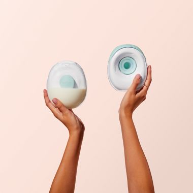 Willow Go&trade; Wearable Hands-Free, Cord-Free Double Electric Breast Pump. View a larger version of this product image.