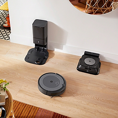 iRobot&reg; Roomba&reg; i3+ EVO and Braava Jet&reg; m6 Bundle in Black. View a larger version of this product image.