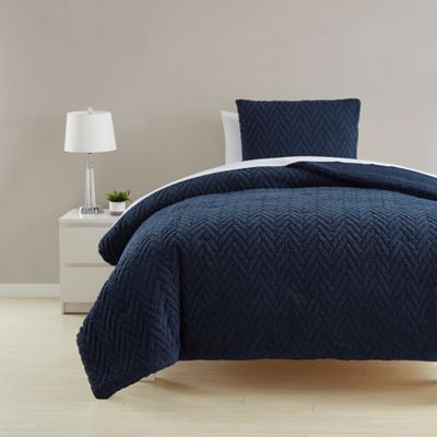 Simply Essential&trade; Chevron Carved Sherpa 2-Piece Twin Comforter Set in Indigo