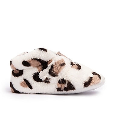 Shooshoos&reg; Size 0-6M Winter Slipper Bootie in Leopard Print. View a larger version of this product image.