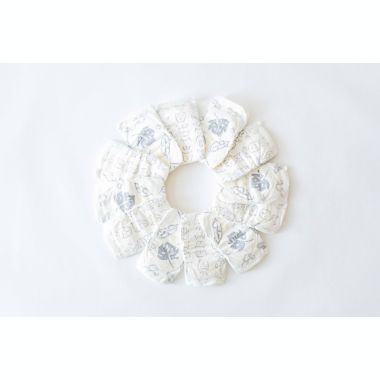 Parasol Clear+Dry&trade; Size 4 48-Count Natural Disposable Diaper Pants. View a larger version of this product image.