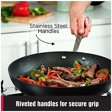 All-Clad Nonstick Hard-Anodized 2-Piece Fry Pan Set. View a larger version of this product image.