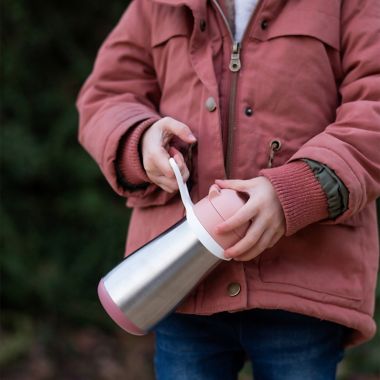 BEABA&reg; 11.8 oz. Stainless Steel Kids Water Bottle in Rose. View a larger version of this product image.