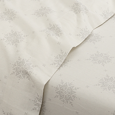 Bee &amp; Willow&trade; 83-Thread-Count Flannel Queen Sheet Set in Snowflake. View a larger version of this product image.