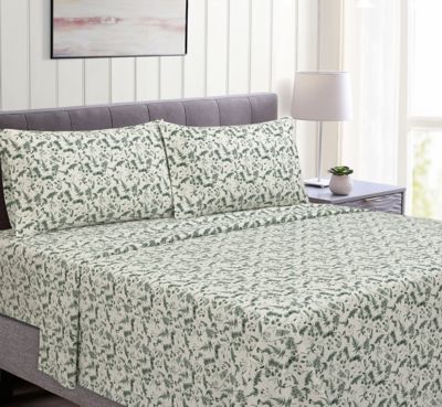 Bee &amp; Willow&trade; 83-Thread-Count Flannel King Sheet Set in Fern Ross
