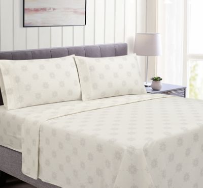Bee &amp; Willow&trade; 83-Thread-Count Flannel Twin Sheet Set in Snowflake
