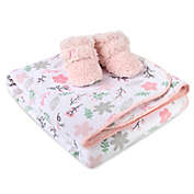 Fisher-Price&reg; Woodland Wonders Sherpa Blanket &amp; Booties in White/Pink