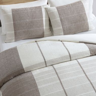 UGG&reg; Porter 3-Piece Full/Queen Comforter Set in Cashew. View a larger version of this product image.