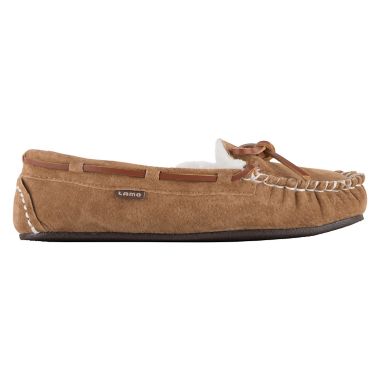 Lamo&reg; Britian Women's Moccasin II Slipper in Chestnut. View a larger version of this product image.