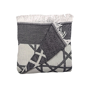 Everhome&trade; Cane Border Throw Blanket in Tuxedo. View a larger version of this product image.