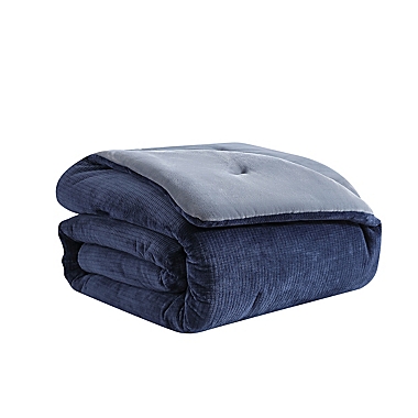 UGG&reg; Brody 5-Piece Reversible Full/Queen Comforter Set in Navy/Ocean. View a larger version of this product image.