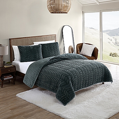 UGG&reg; Coco 3-Piece Full/Queen Quilt Set in Deep Night. View a larger version of this product image.