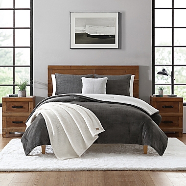 UGG&reg; Brody 5-Piece Reversible Full/Queen Comforter Set in Charcoal/Glacier Grey. View a larger version of this product image.
