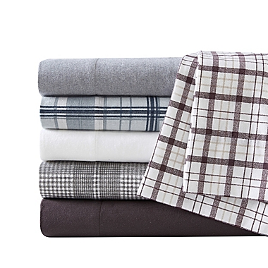 UGG&reg;  Flannel Queen Sheet Set in Ocean Plaid. View a larger version of this product image.