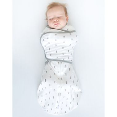 Swaddle Designs Size 0-3M Tiny Arrows Arms Up Half-Length Sleeves Omni Swaddle Sack in Black. View a larger version of this product image.