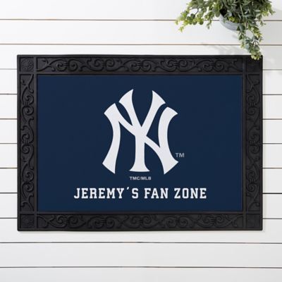 MLB New York Yankees Personalized 18" x 27" Doormat