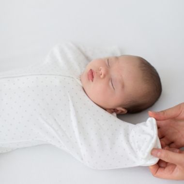Swaddle Designs Size 0-3M Polka Dots Arms Up Half-Length Sleeves Transitional Swaddle Sack. View a larger version of this product image.