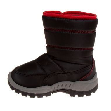 Josmo Shoes Size 6 Snow Boot in Black/Red. View a larger version of this product image.