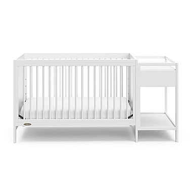 Graco&trade; Fable 4-in-1 Crib and Changer in White. View a larger version of this product image.