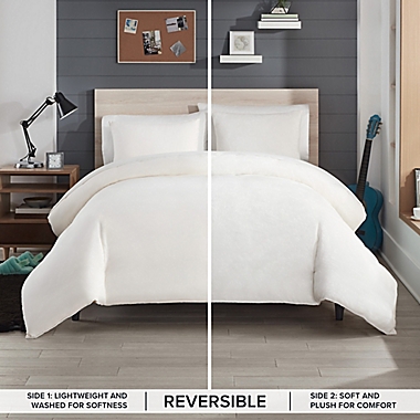 UGG&reg; Corey 3-Piece Reversible Full/Queen Duvet Cover Set in Snow. View a larger version of this product image.