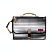 SKIP*HOP&reg; Pronto Signature Changing Station