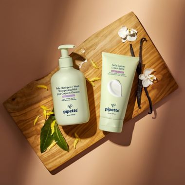 pipette&trade; 11.8 fl. oz. Vanilla + Ylang Ylang Baby Shampoo &amp; Wash. View a larger version of this product image.