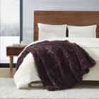 Alternate image 2 for UGG&reg; Teddie Luxe Faux Fur Throw Blanket in Lodge
