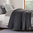 Alternate image 3 for UGG&reg; Coco Twin Blanket in Charcoal