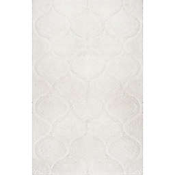 nuLOOM Shaggy Elsie 7'6 x 9'6 Area Rug in White