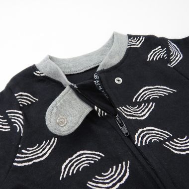 Honest&reg; 2-Pack Bear/Geo Organic Cotton Sleep &amp; Plays in Black/Ivory. View a larger version of this product image.