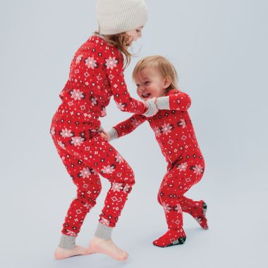 The Honest Copmany&reg; Kids X-Small 2-Piece Fair Isle Organic Cotton Pajama Set. View a larger version of this product image.