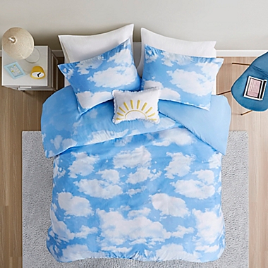 Intelligent Design Aira Cloud 3-Piece Twin/Twin XL Duvet Cover Set in Blue. View a larger version of this product image.