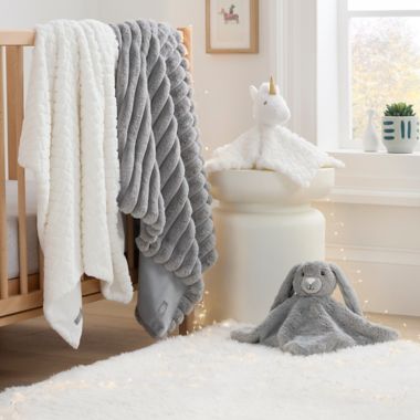 UGG&reg;Popcorn Unicorn Blanket and Lovey Gift Set in Snow. View a larger version of this product image.