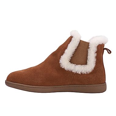 Lamo Tara Size 6 Women&#39;s Boot in Chestnut. View a larger version of this product image.