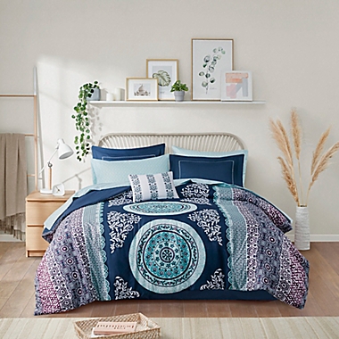 Intelligent Design Loretta 9-Piece Full Comforter Set in Navy. View a larger version of this product image.