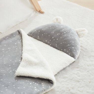UGG&reg; Avery Stars Nap Mat in Glacier Gray. View a larger version of this product image.