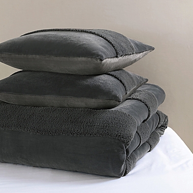 UGG&reg; Madison 2-Piece Twin Duvet Cover Set in Charcoal. View a larger version of this product image.